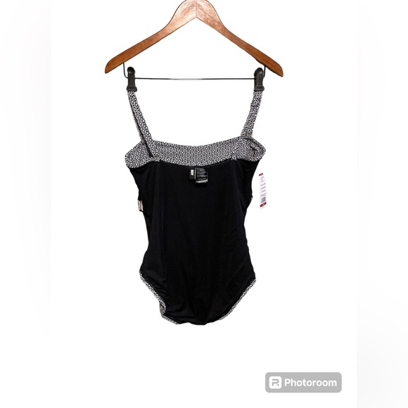 DKNY Black and White Pattern One Piece Swimsuit- X- Large- NWT - Picture 6 of 6